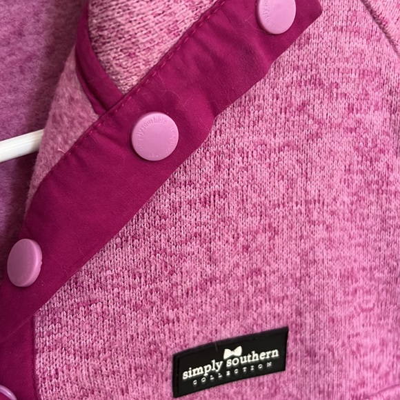 Simple Southern Pullover - Picture 6 of 6